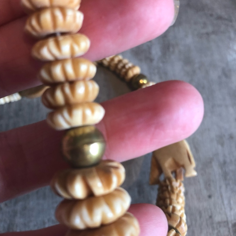 African bone carved necklace; elephants - Picture 3 of 8
